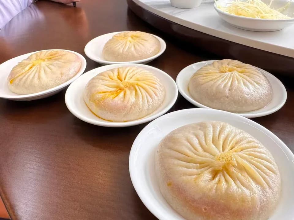 曲霞汤包